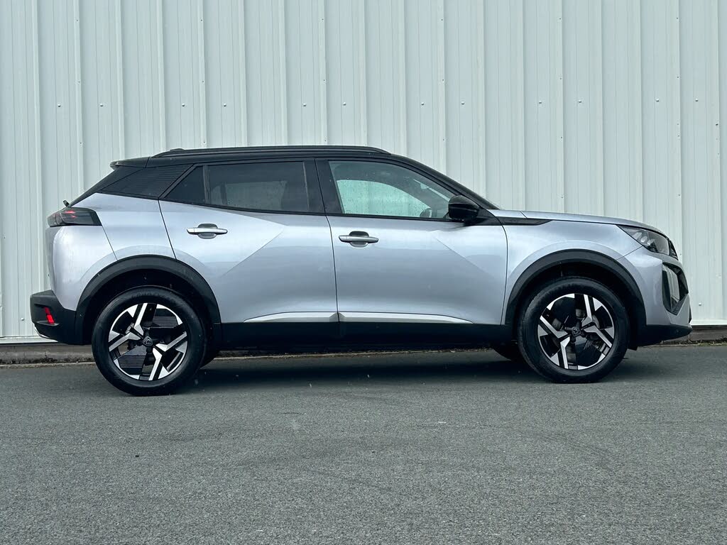 2023 Peugeot 2008 SUV