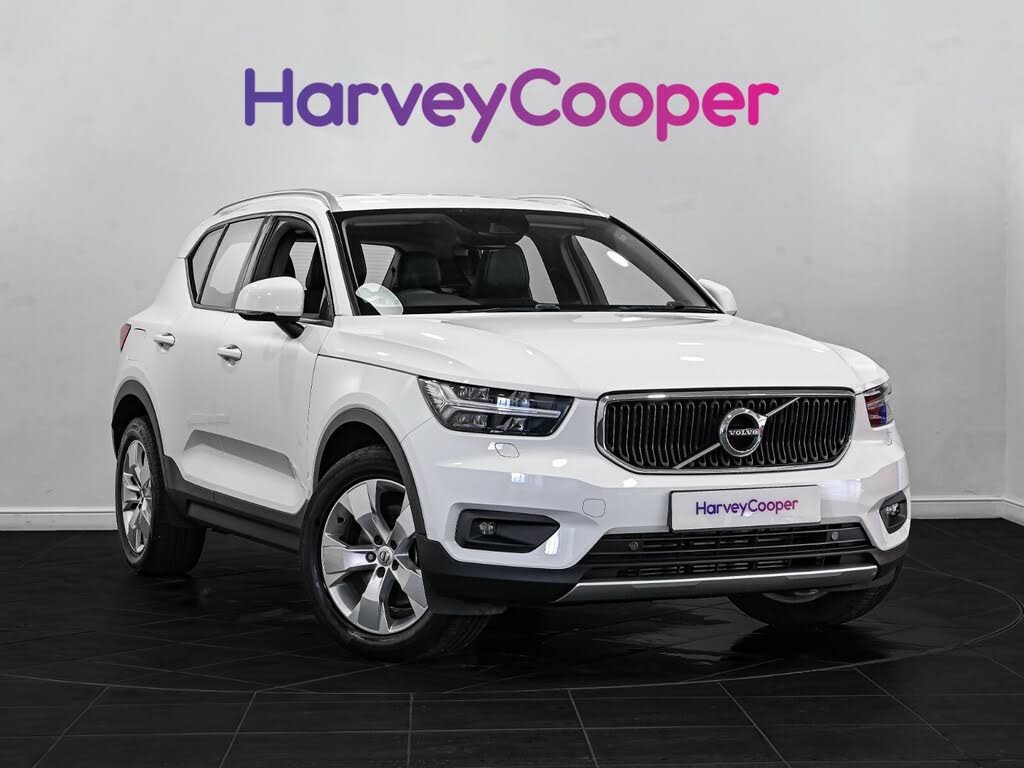 2019 Volvo XC40 2.0TD D3 Momentum Pro AWD Geartronic