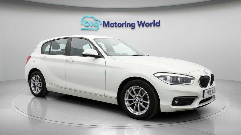 2019 BMW 1 Series 1.5TD 116d SE Business (s/s) 5d