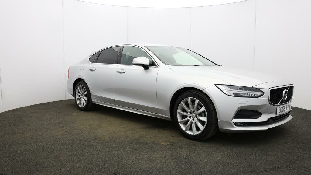2019 Volvo S90 2.0TD D4 Momentum Plus