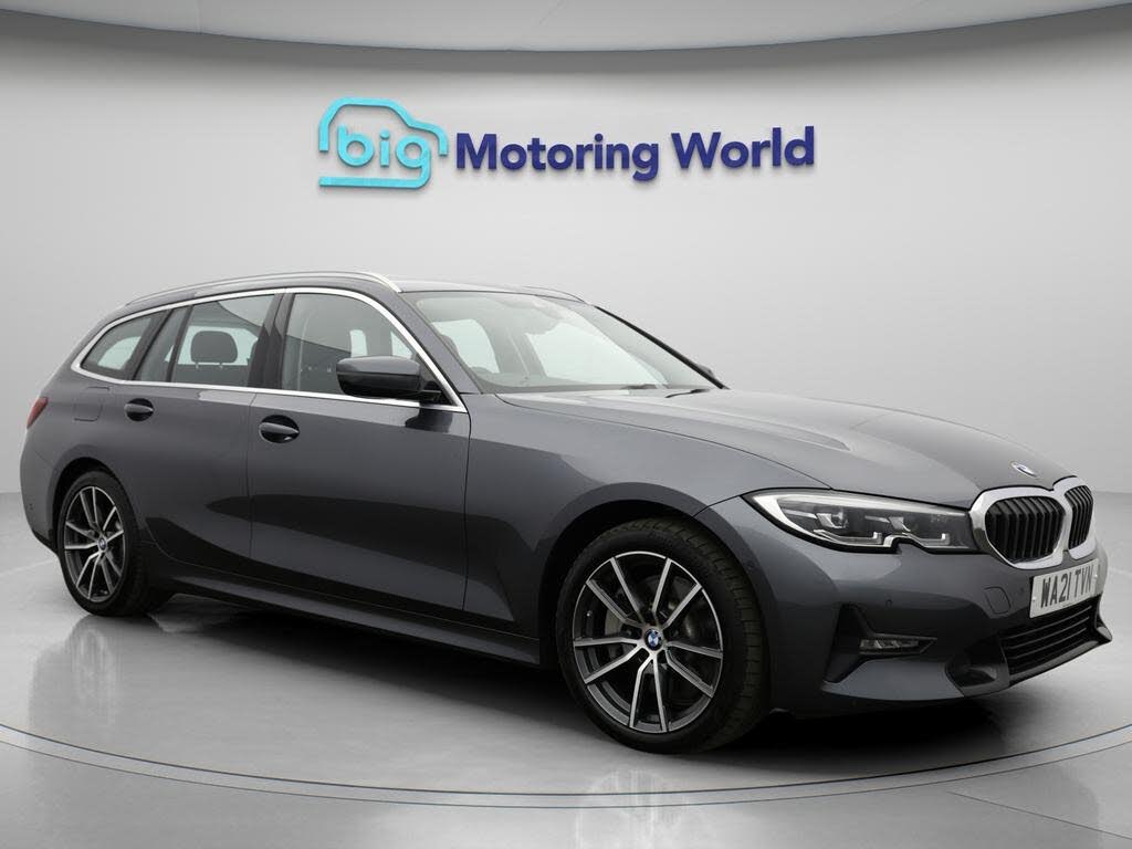 2021 BMW 3 Series 2.0 330e Sport Pro Touring 5d