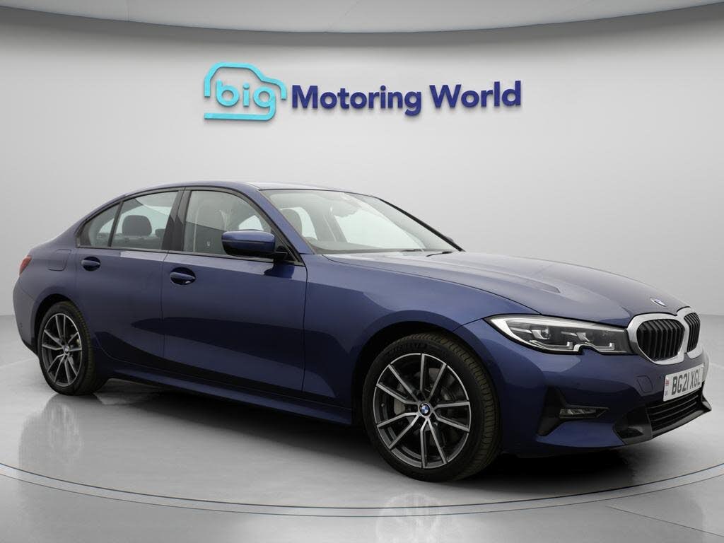 2021 BMW 3 Series 2.0 330e Sport Pro Saloon 4d