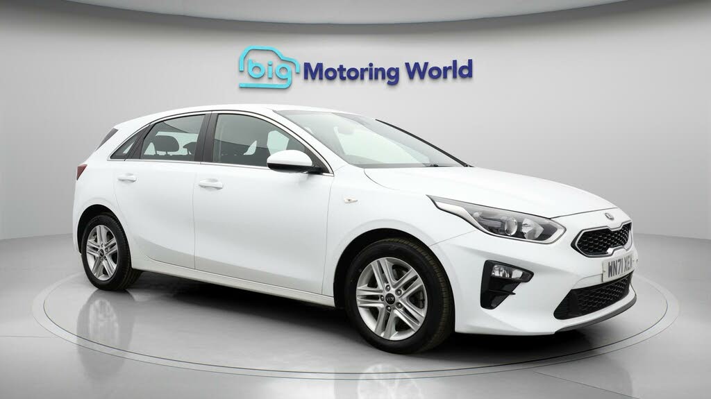 2021 Kia ceed 1.6CRDi 2 NAV (134bhp) 48V MHEV Hatchback