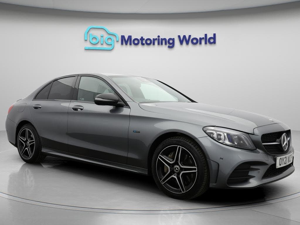 2021 Mercedes-Benz C-Class 2.0d C300de AMG Line Night Edition Premium Saloon 4d