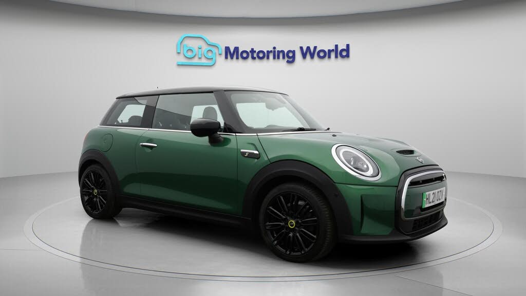 2021 MINI Cooper E Cooper S 3)