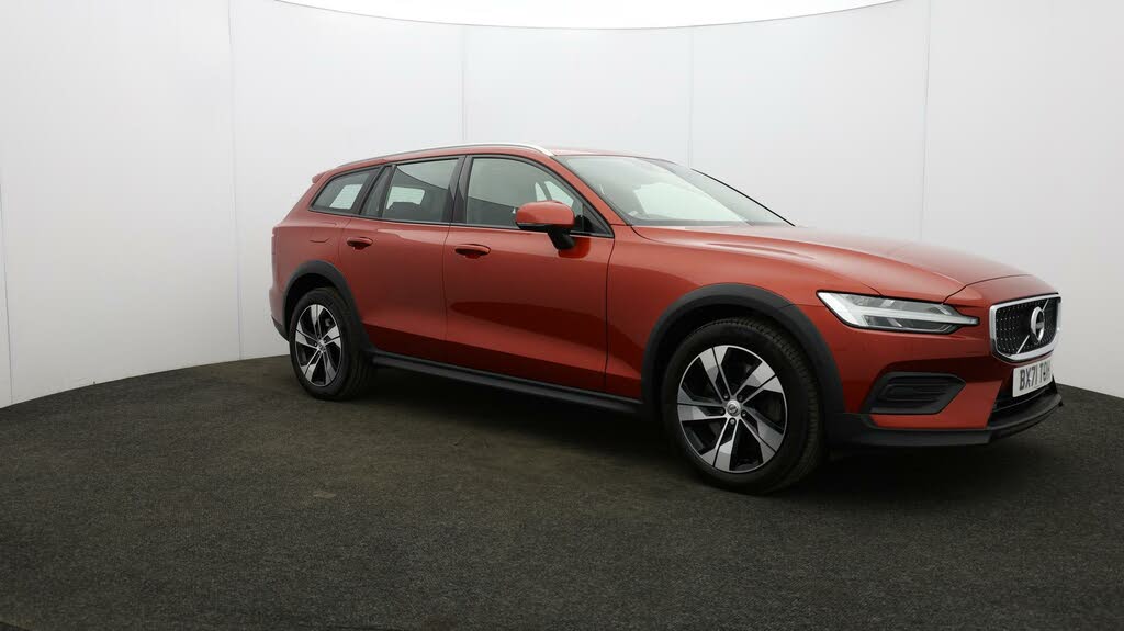 2021 Volvo V60 2.0TD B4 Cross Country
