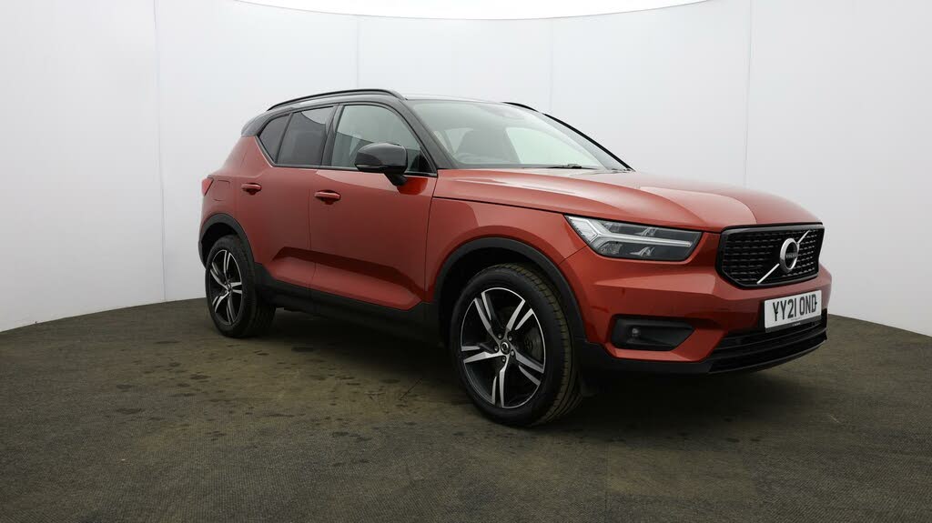 2021 Volvo XC40 1.5 T5 R-Design (262bhp)