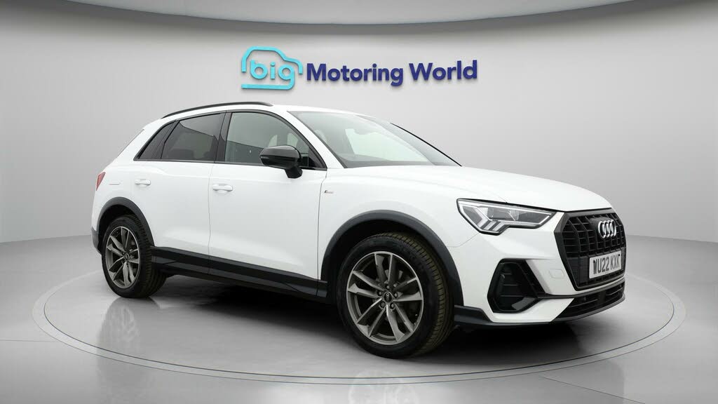2022 Audi Q3 1.5 35 TFSI Black Edition (CoD)(Comfort & Sound Pack) Station Wagon