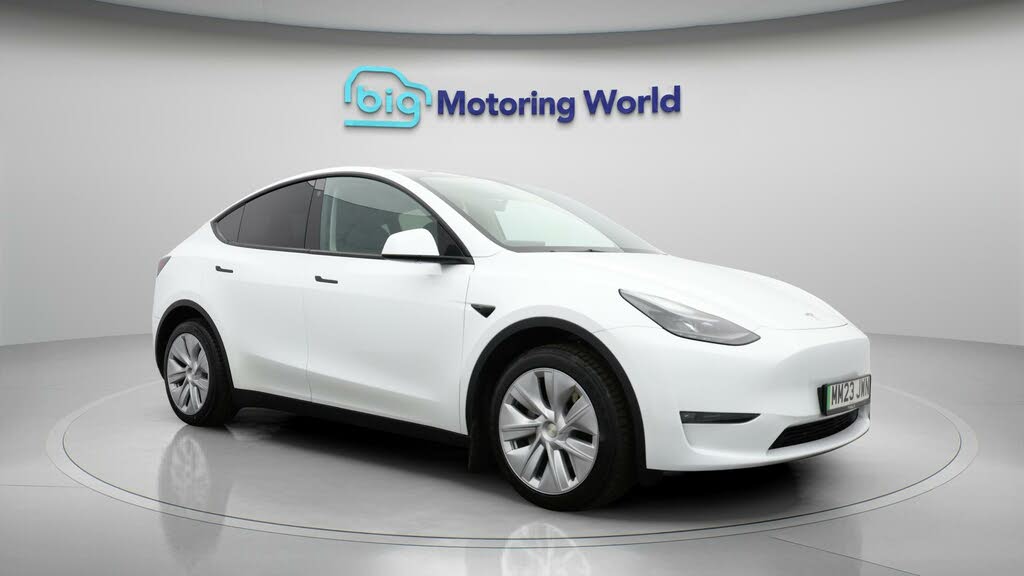 2023 Tesla Model Y E Long Range
