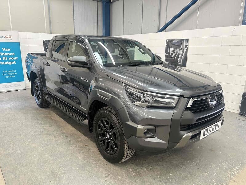 2022 Toyota Hi-Lux 2.8D-4D Invincible X (204hp)(Eu6d) 2755cc auto