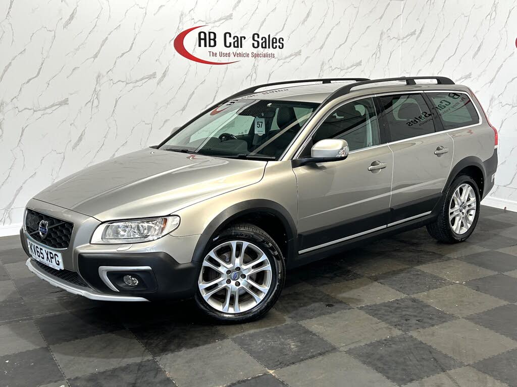 2015 Volvo XC70 2.4TD D5 SE Lux