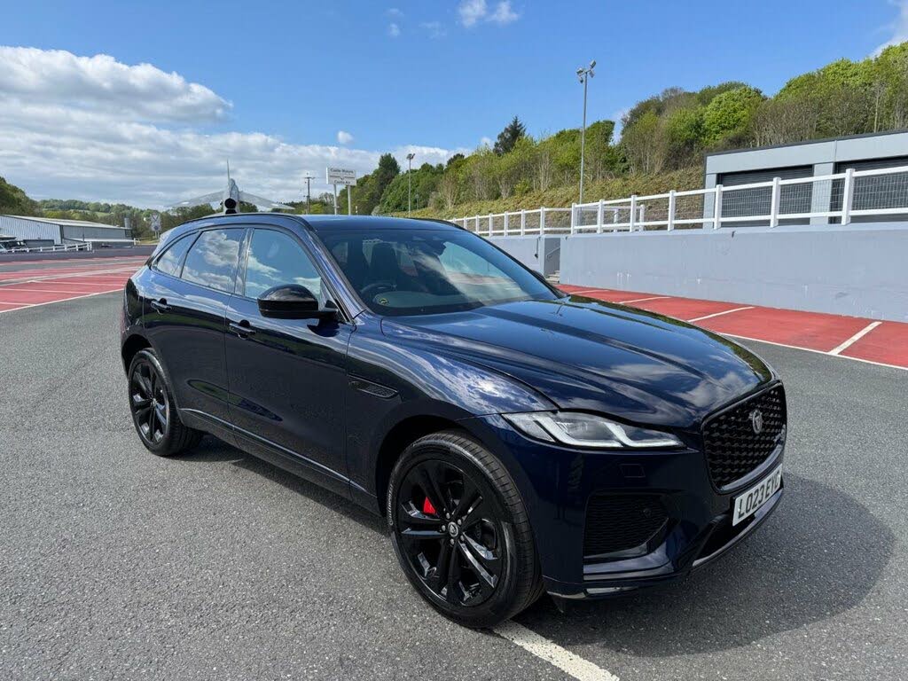 2023 Jaguar F-PACE 2.0 D200 R-Dynamic HSE Black