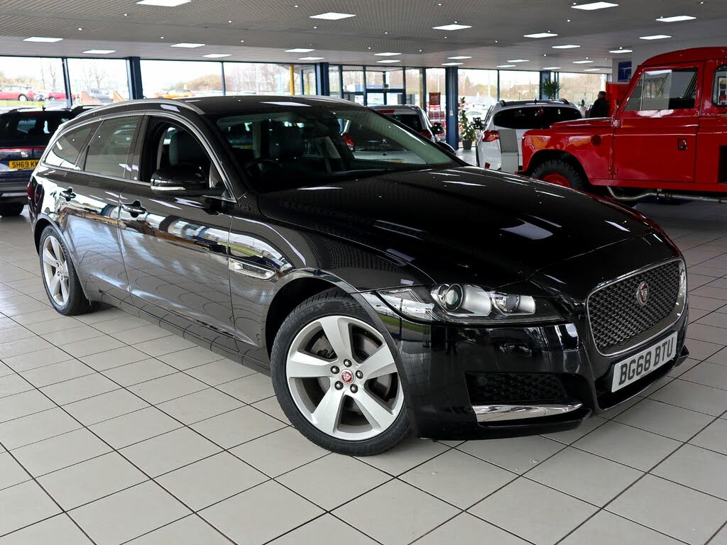 2018 Jaguar XF 2.0i Portfolio (249ps) Sportbrake 5d 1997cc