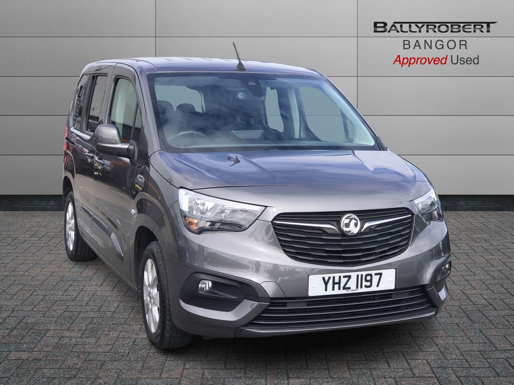 2021 Vauxhall Combo Life 1.5 SE (100ps)