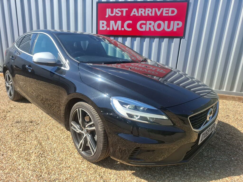 2019 Volvo V40 2.0 T2 R- Design Edition