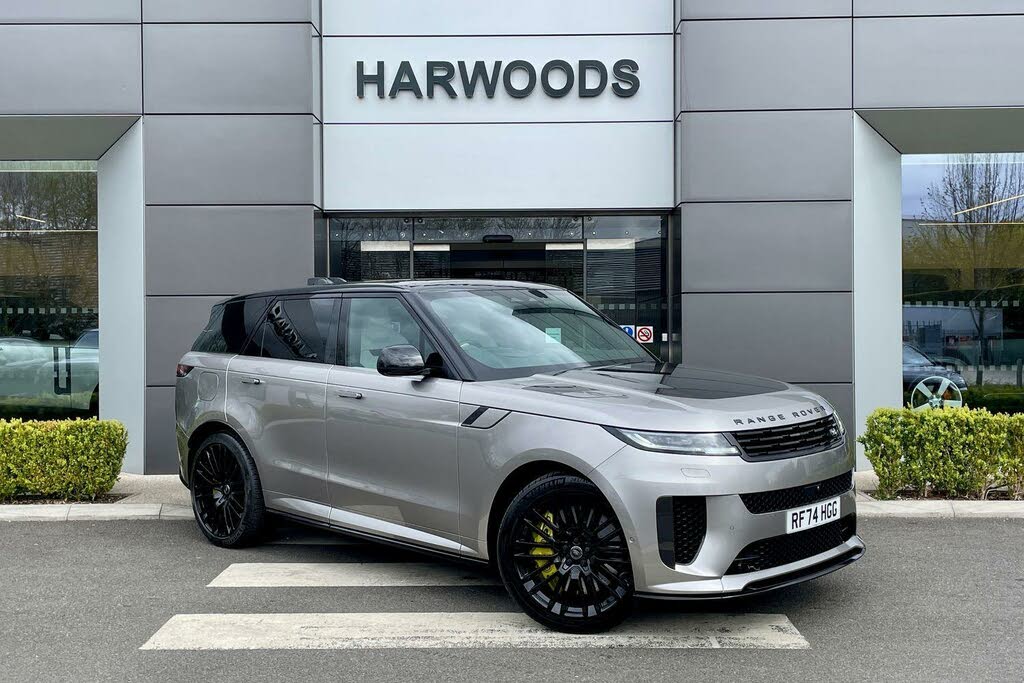 2024 Land Rover Range Rover Sport 4.4 P635 SV Edition One (Gloss Paint)
