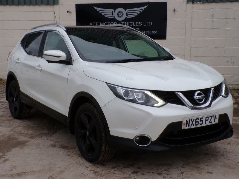2015 Nissan Qashqai 1.6dCi N-TEC