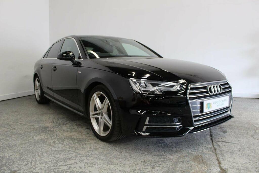 2016 Audi A4 2.0 TDI S Line (150ps)
