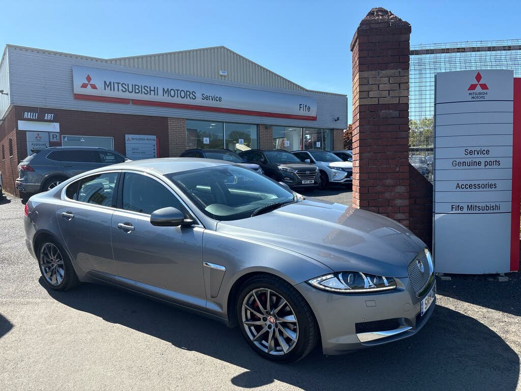 2014 Jaguar XF 2.2TD Premium Luxury (200ps) Saloon 4d