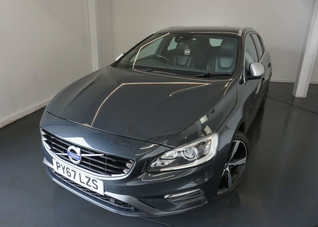 2017 Volvo V60 2.0TD D4 R-Design Lux Geartronic