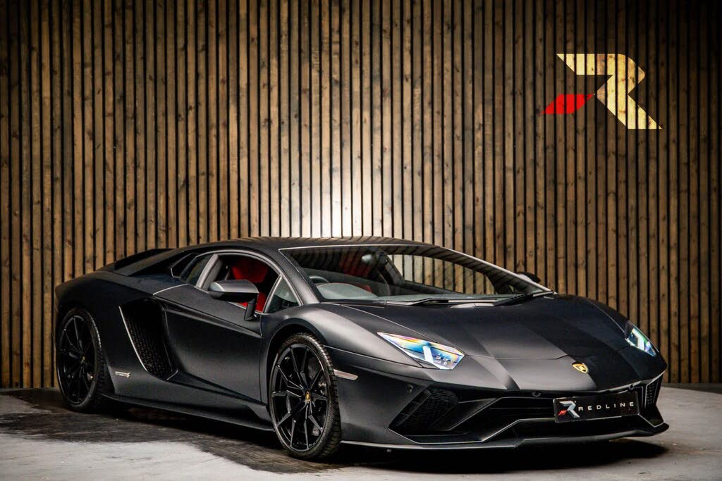 2017 Lamborghini Aventador