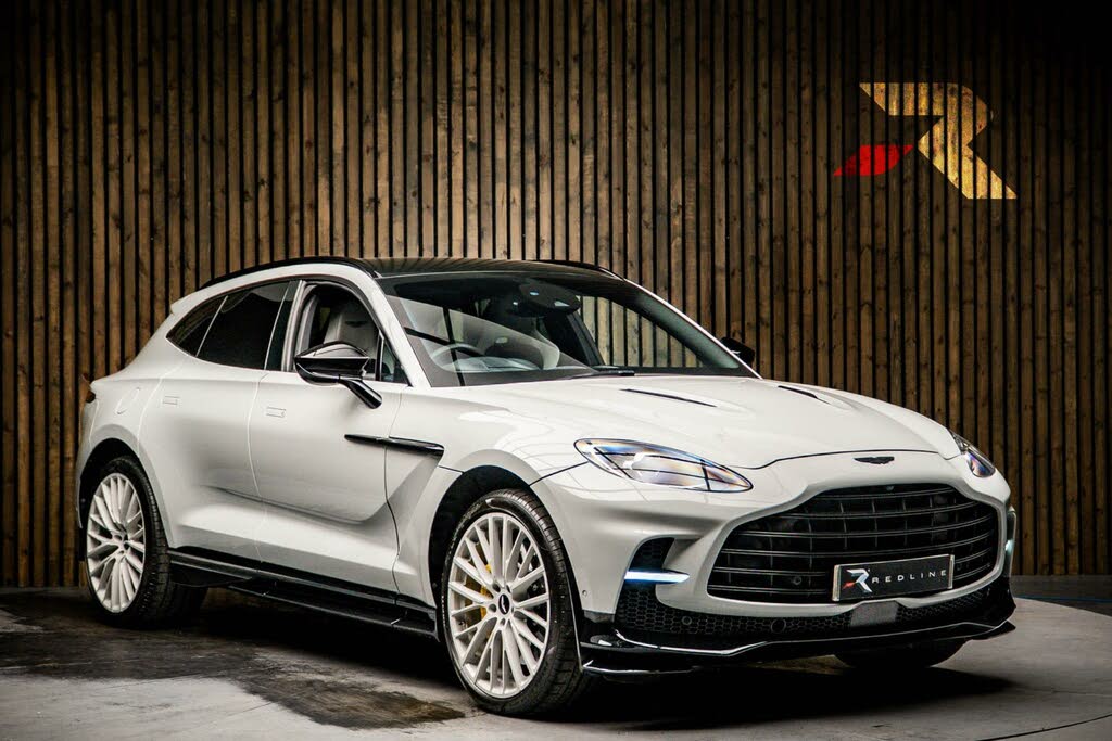 2022 Aston Martin DBX 4.0 V8