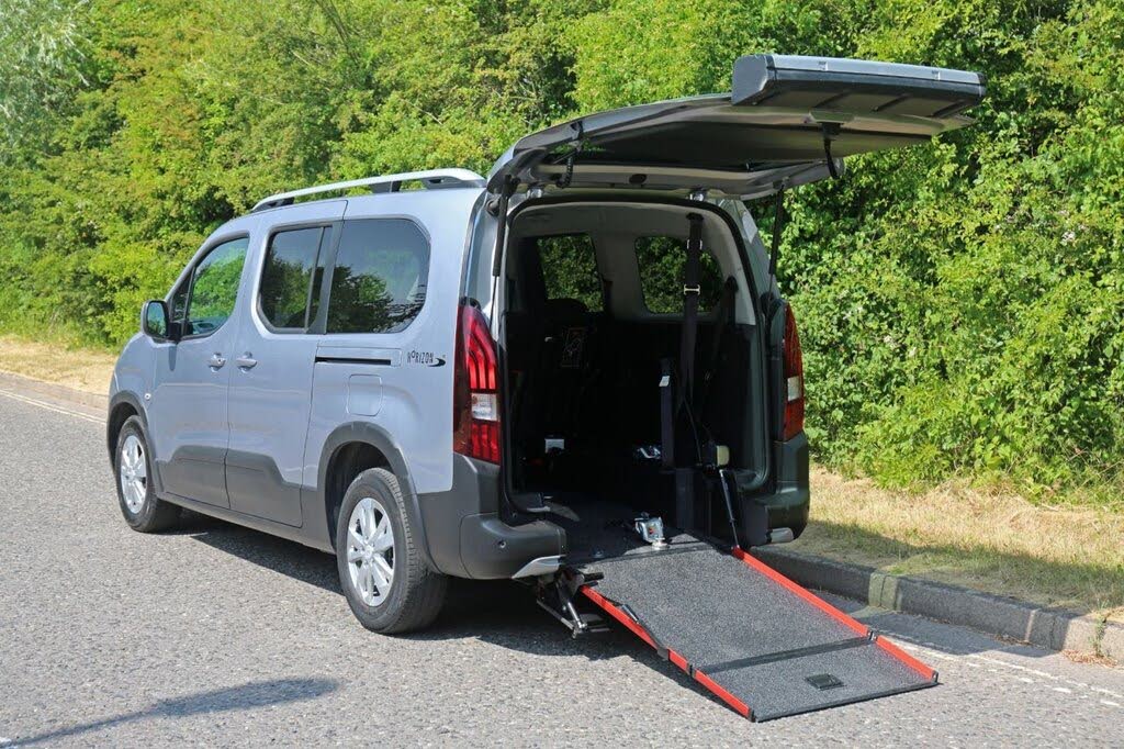 2021 Peugeot Rifter 1.2 PureTech Allure Premium (Long)(s/s)(7 Seats)