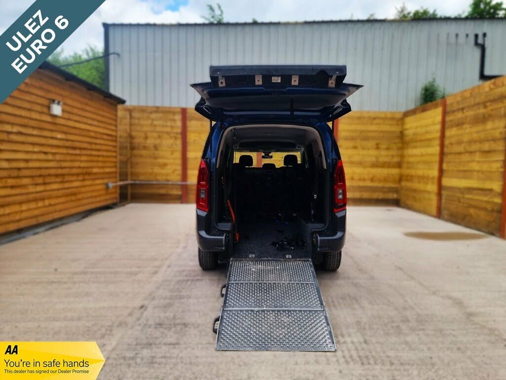2022 Citroen Berlingo 1.2 PureTech Feel XL Size (130ps) EAT8