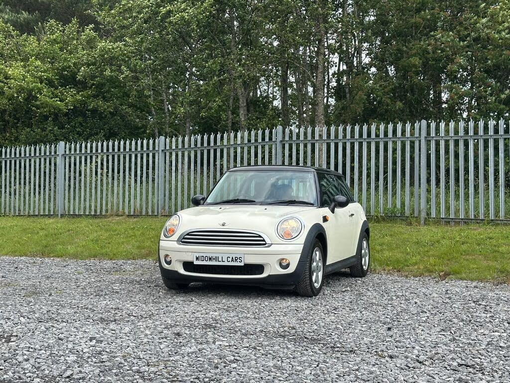 2009 MINI Cooper 1.6 Cooper (120bhp) Hatchback 3d