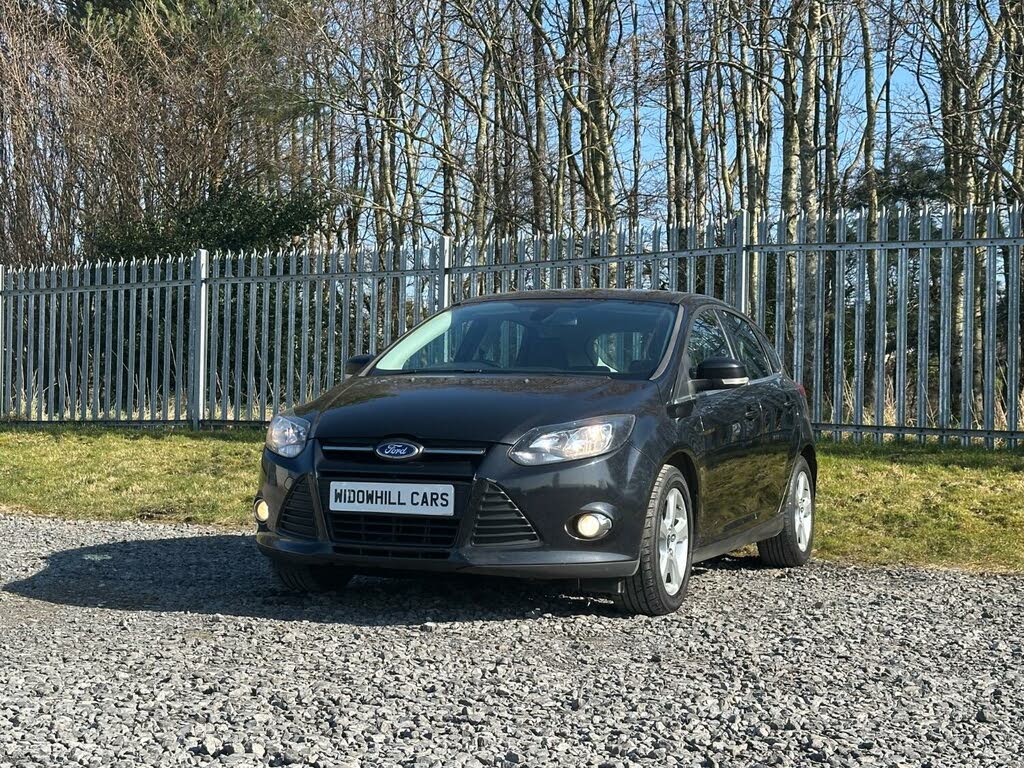 2014 Ford Focus 1.6 Zetec Navigator Ti-VCT (105ps) Hatchback