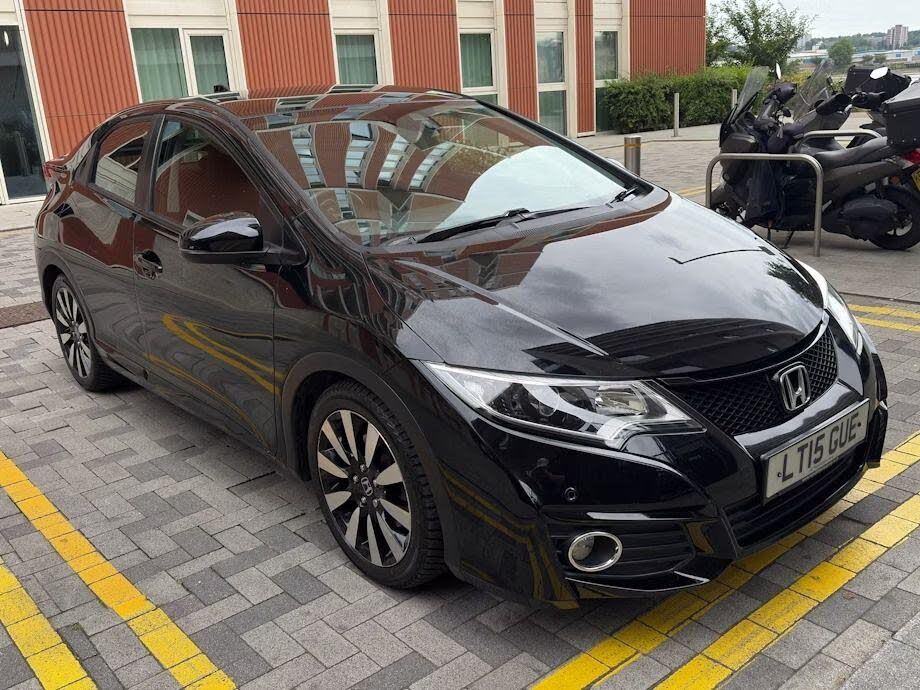 2015 Honda Civic 1.8 SR (Honda Connect with Navi) Hatchback Auto