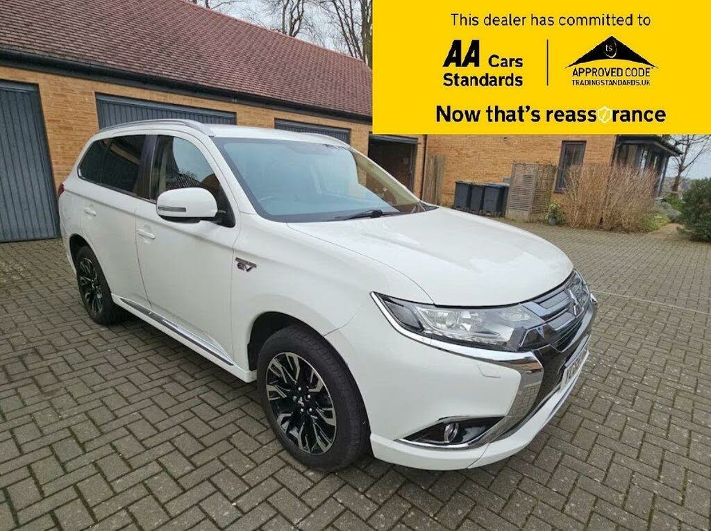 2015 Mitsubishi Outlander 2.0 GX3h PHEV (Leather)(5st)