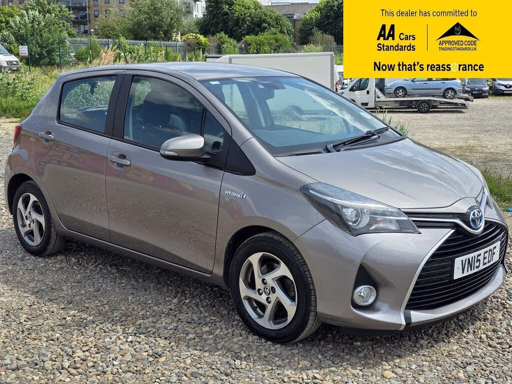 2015 Toyota Yaris 1.5 VVT-i Excel Hybrid (15in)