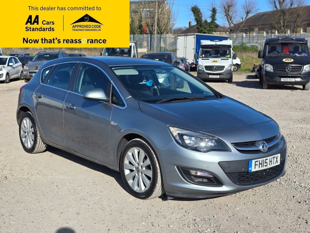 2015 Vauxhall Astra 1.6 Tech Line Hatchback Auto