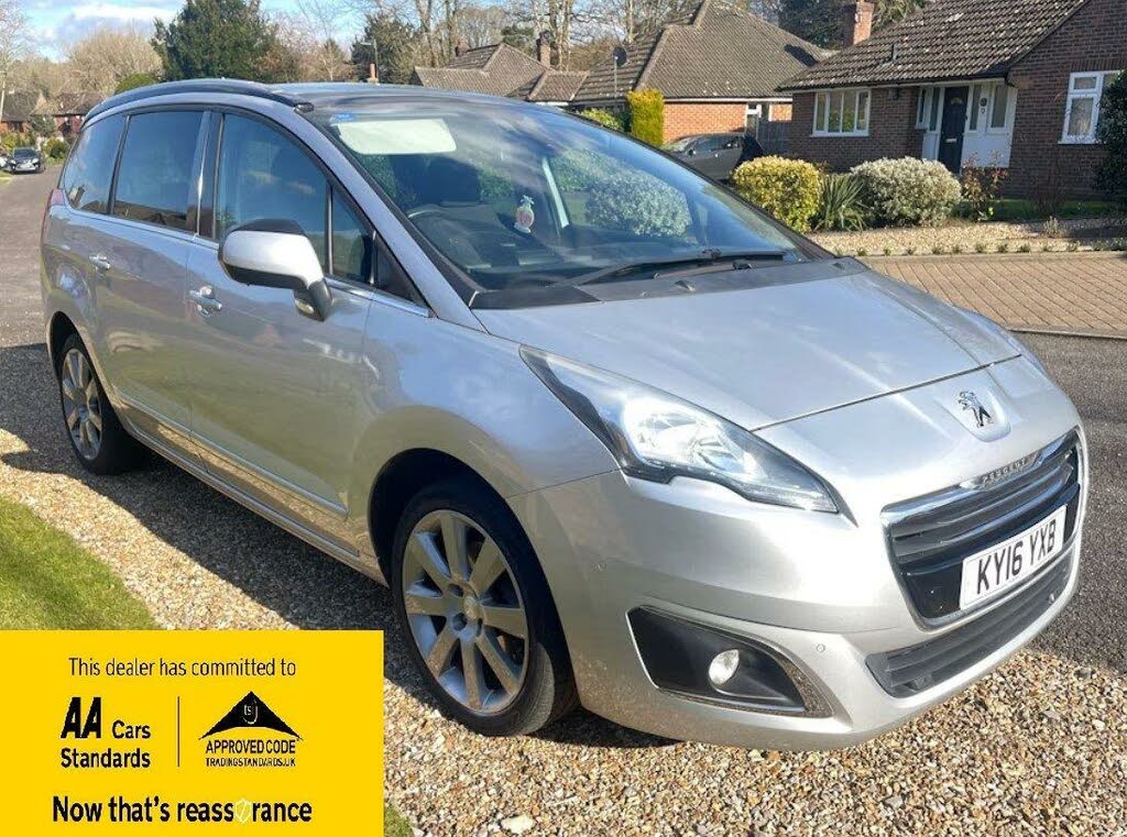 2016 Peugeot 5008 1.6BlueHDi Allure EAT6