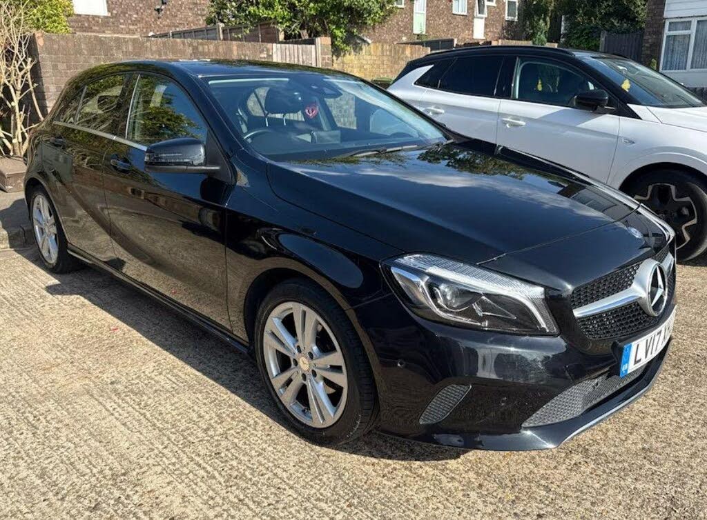 2017 Mercedes-Benz A-Class 1.5d A180d Sport (Premium)(s/s) 7G-DCT
