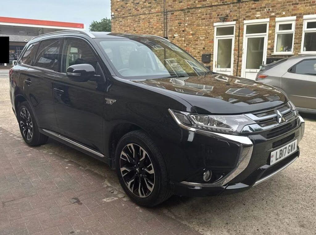 2017 Mitsubishi Outlander 2.0 Juro PHEV (5st)