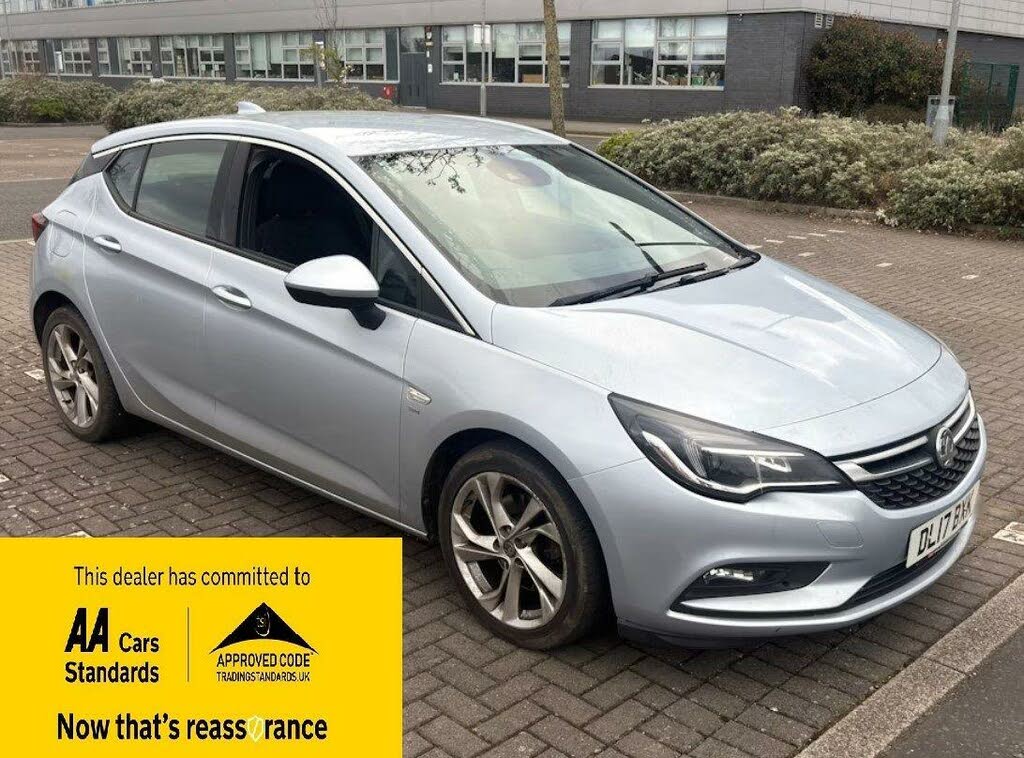 2017 Vauxhall Astra 1.6CDTi SRi Nav (136ps) Hatchback Auto