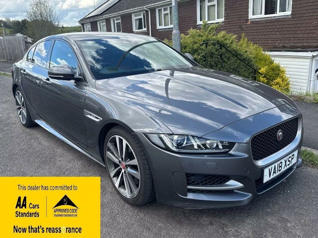 2018 Jaguar XE 2.0i R-Sport (250ps) 1997cc