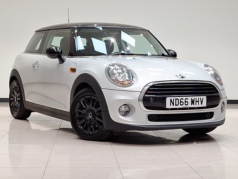 2016 MINI Cooper 1.5 Cooper (s/s) Hatchback 3d