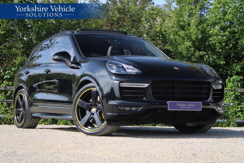 2015 Porsche Cayenne 3.6 GTS