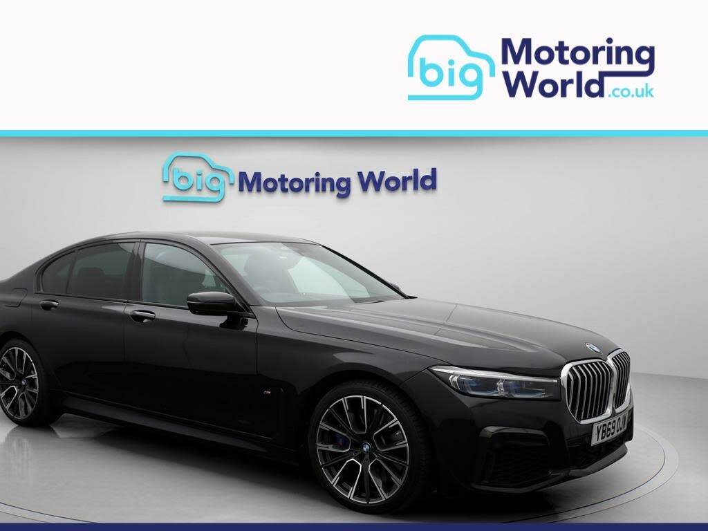 2019 BMW 7 Series 3.0 745e M Sport