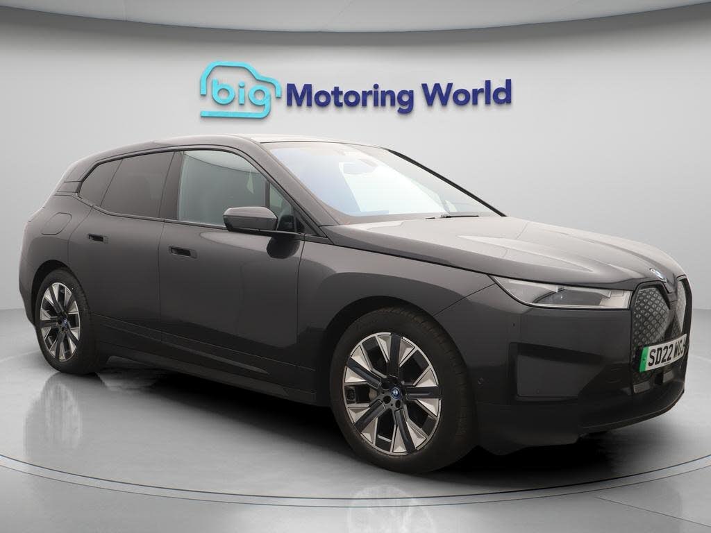 2022 BMW iX E xDrive 40 Sport