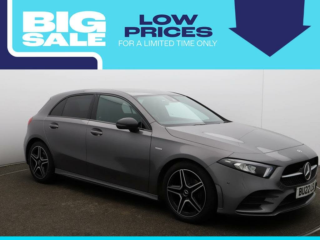 2022 Mercedes-Benz A-Class 1.3 A200 AMG Line Executive Edition Hatchback 5d 7G-DCT
