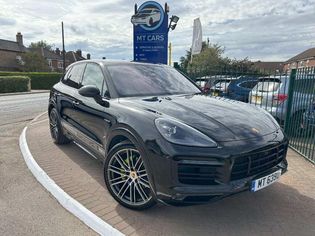2020 Porsche Cayenne 3.0 V6 E-Hybrid (462ps) Station Wagon