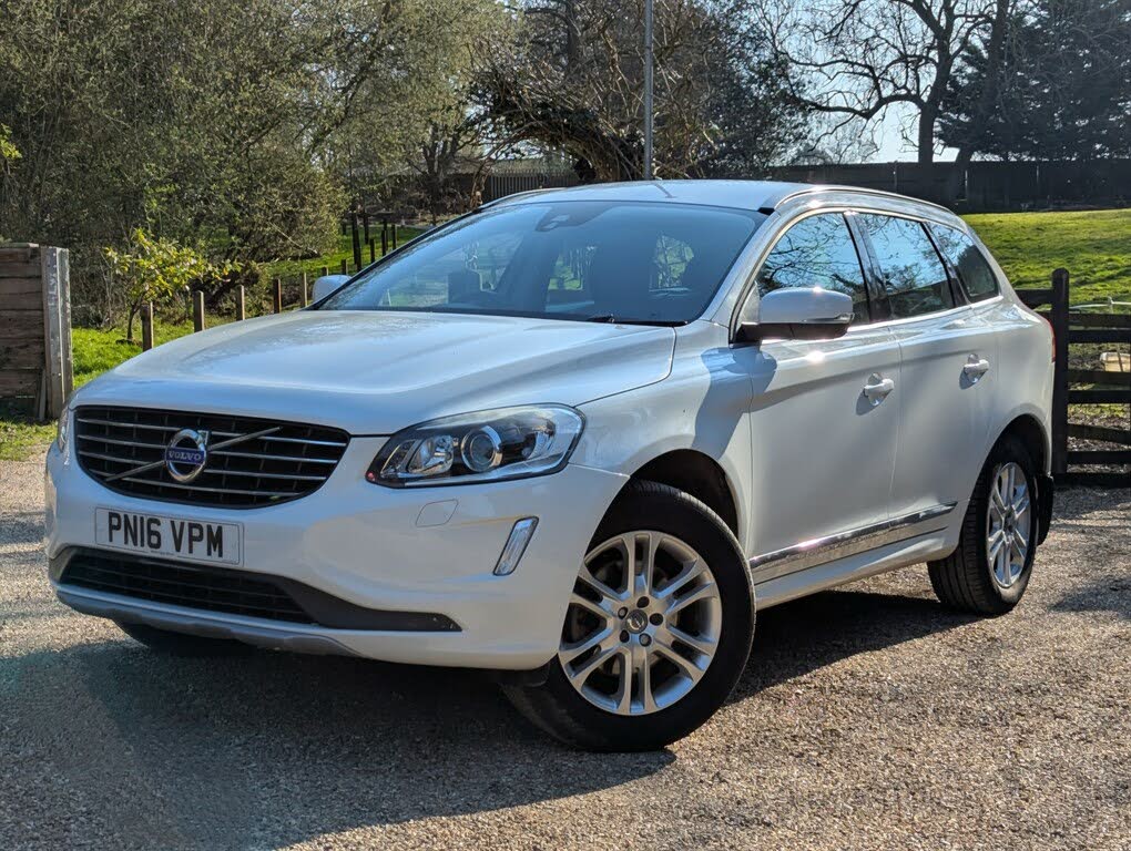 2016 Volvo XC60 2.4TD D5 SE Lux Geartronic