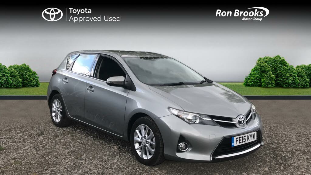 2015 Toyota Auris 1.33 VVT-i Icon (s/s) Hatchback
