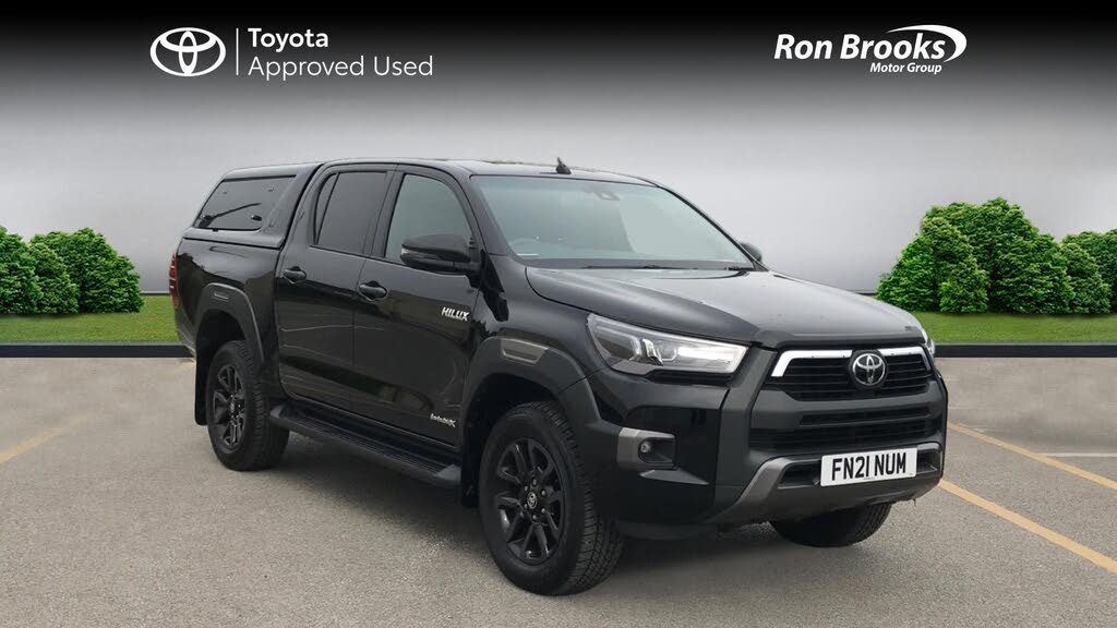 2021 Toyota Hi-Lux 2.8D-4D Invincible X (204hp)(Eu6dT-E)