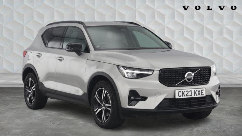 2023 Volvo XC40 2.0 B3 Plus