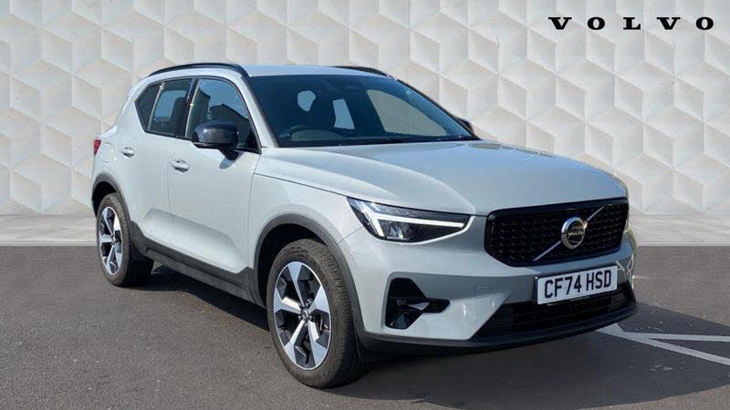 2025 Volvo XC40 2.0 B3 Plus